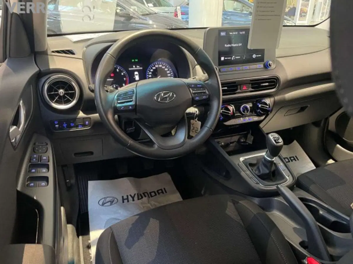 Hyundai Kona usata a Milano (11)