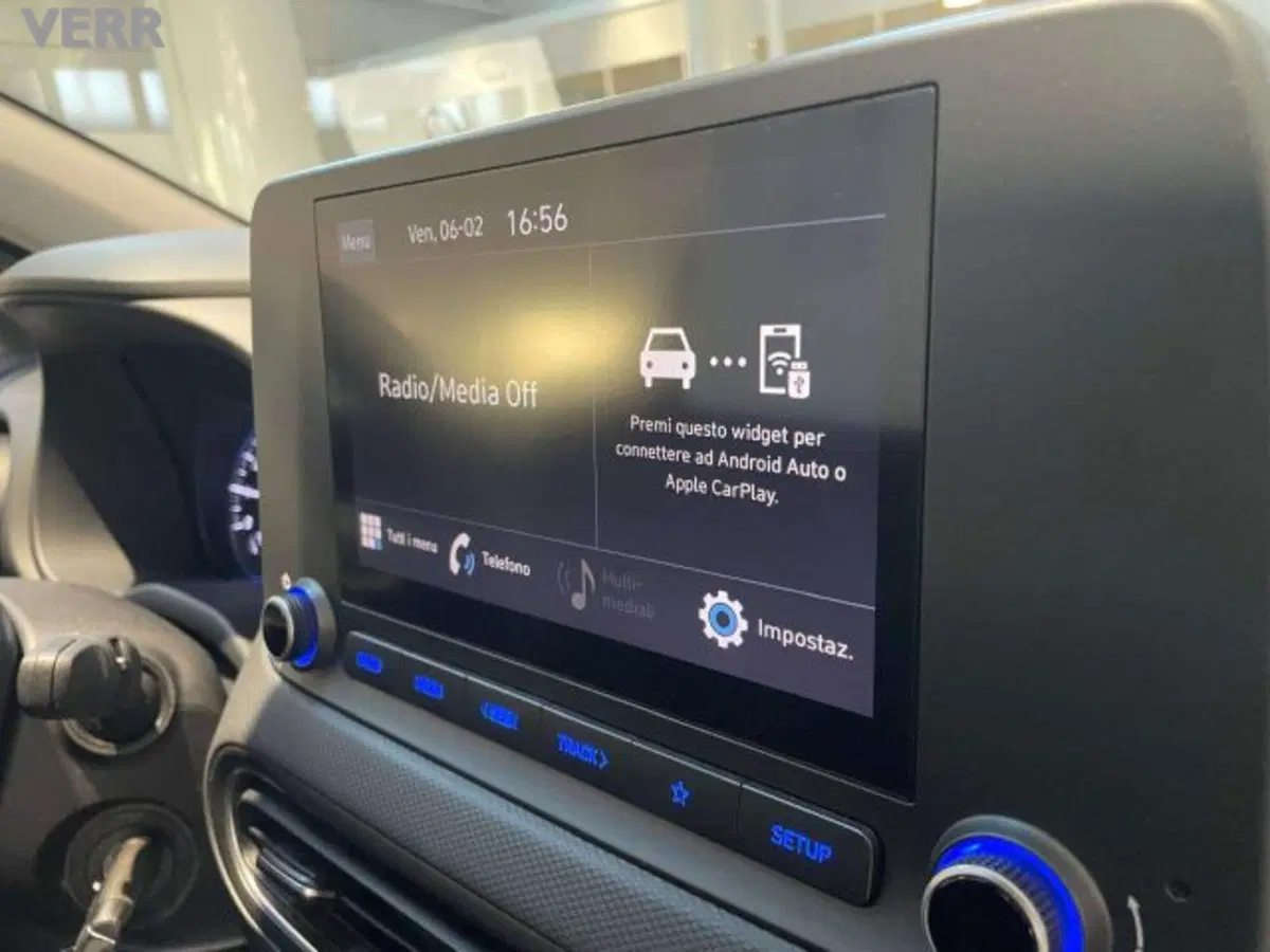 Hyundai Kona usata a Milano (15)