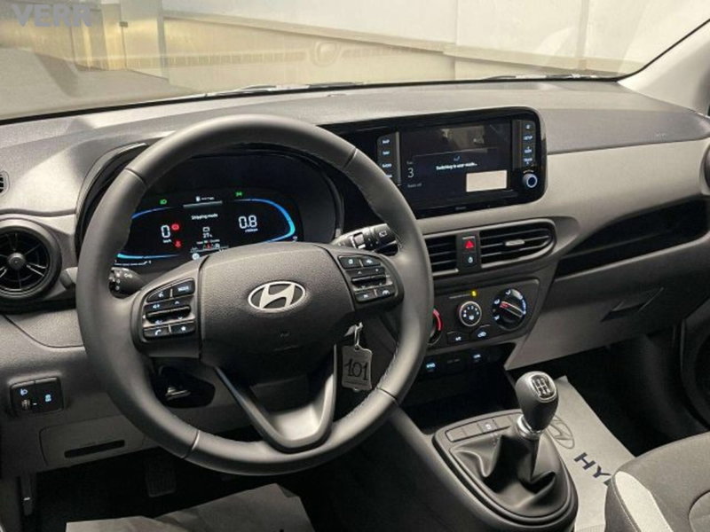Hyundai i10 nuova a Milano (12)