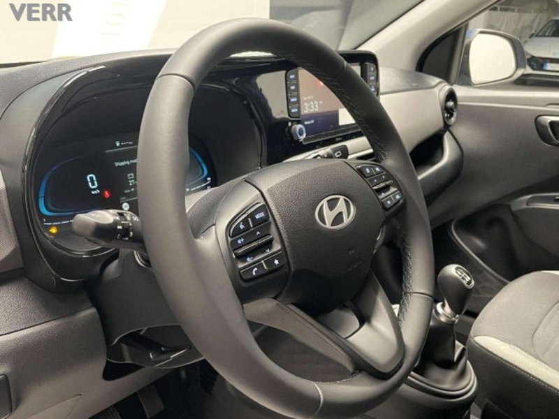 Hyundai i10 nuova a Milano (15)