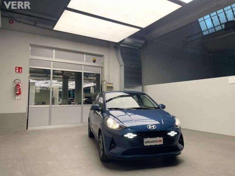 Hyundai i10 nuova a Milano (5)