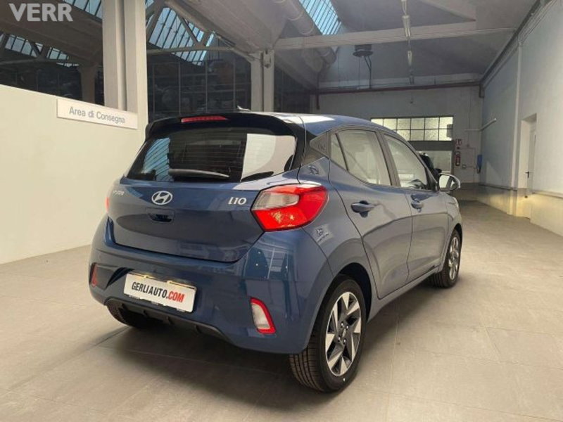 Hyundai i10 nuova a Milano (8)