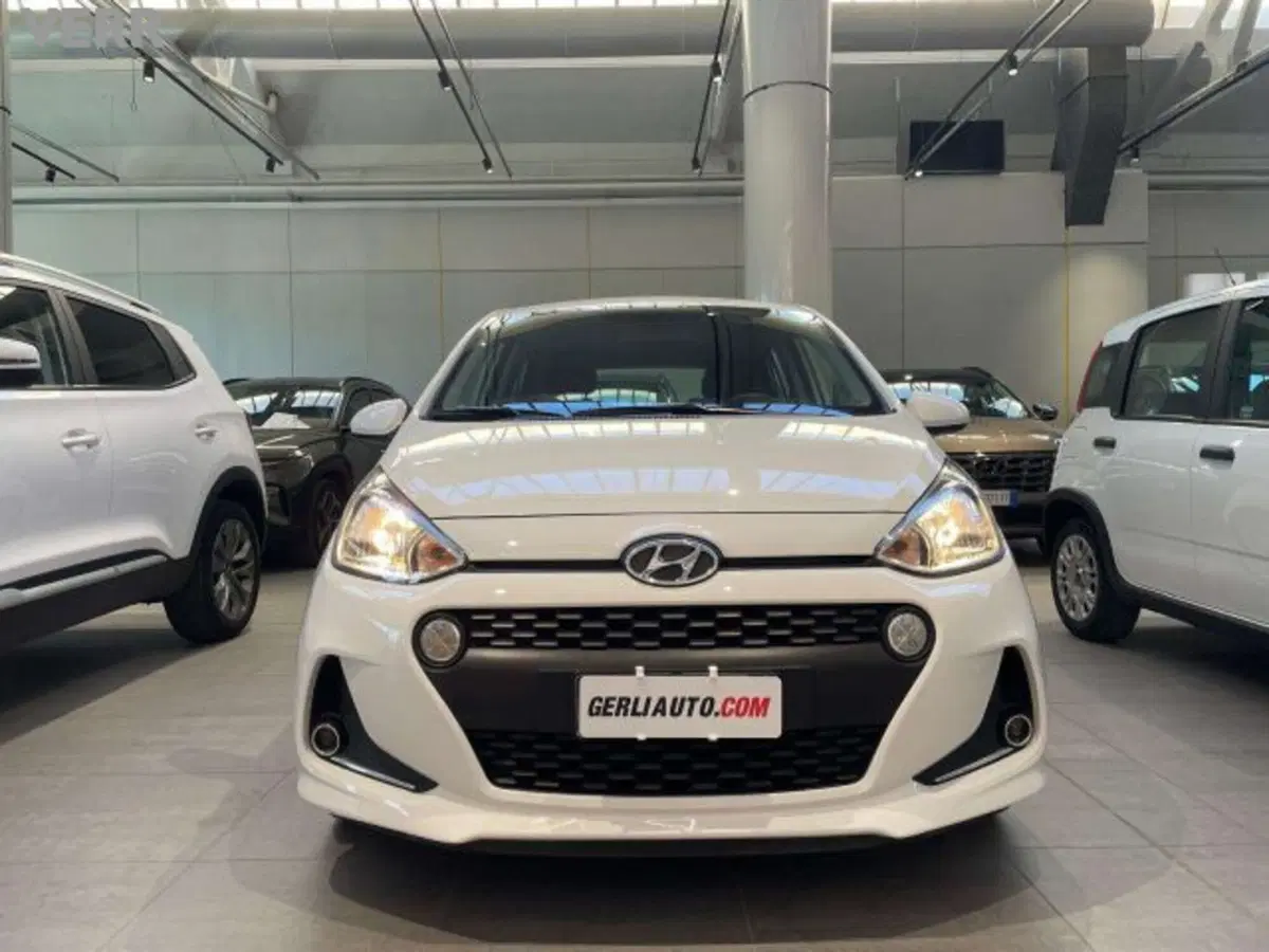 Hyundai i10 usata a Milano (4)