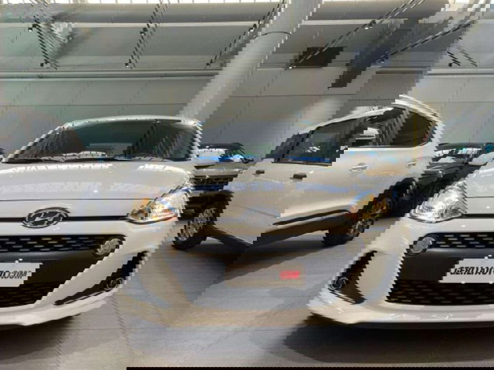 Hyundai i10 usata a Milano (4)