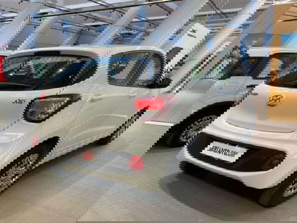 Hyundai i10 usata a Milano (6)