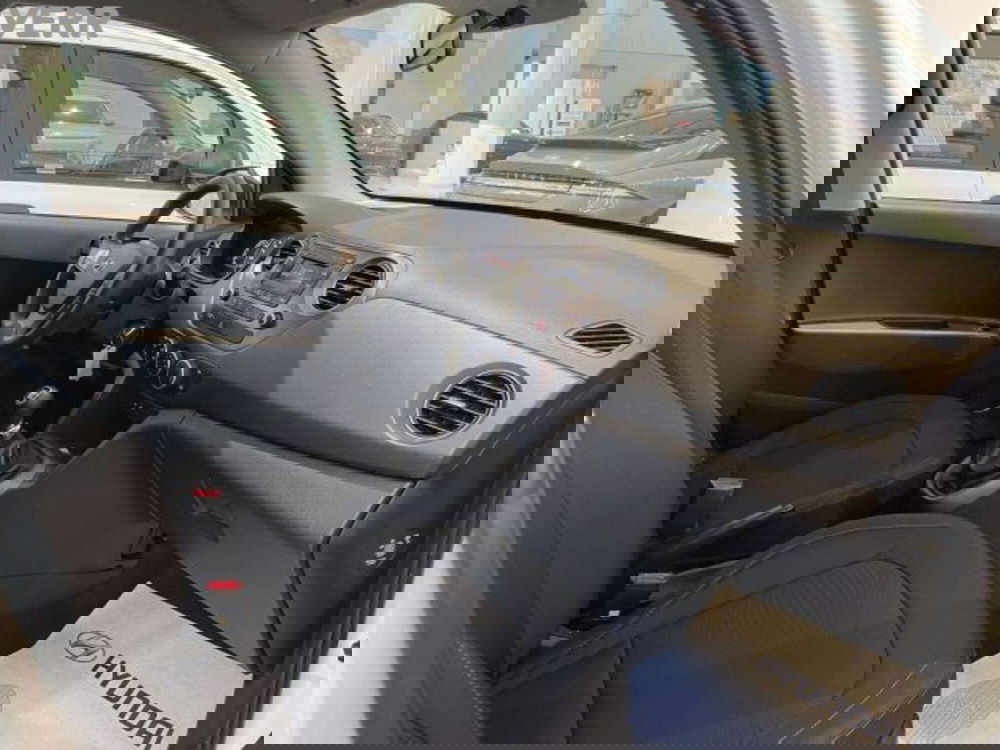 Hyundai i10 usata a Milano (9)