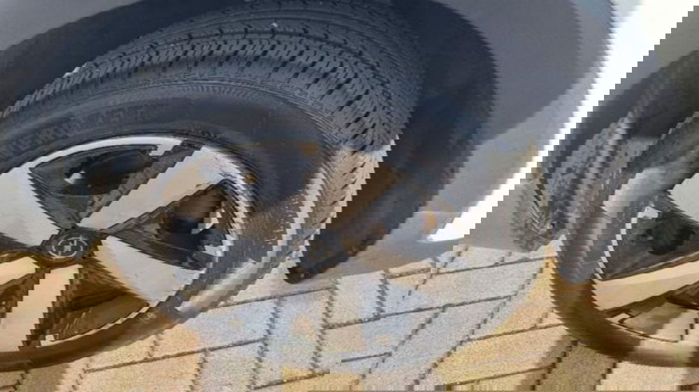 Opel Crossland usata a Savona (18)