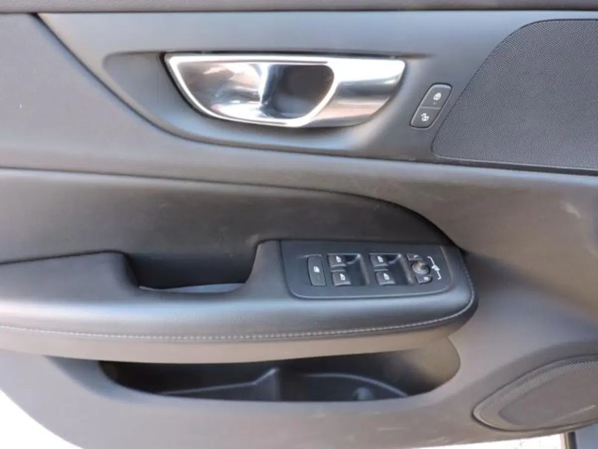 Volvo V60 usata a Firenze (12)