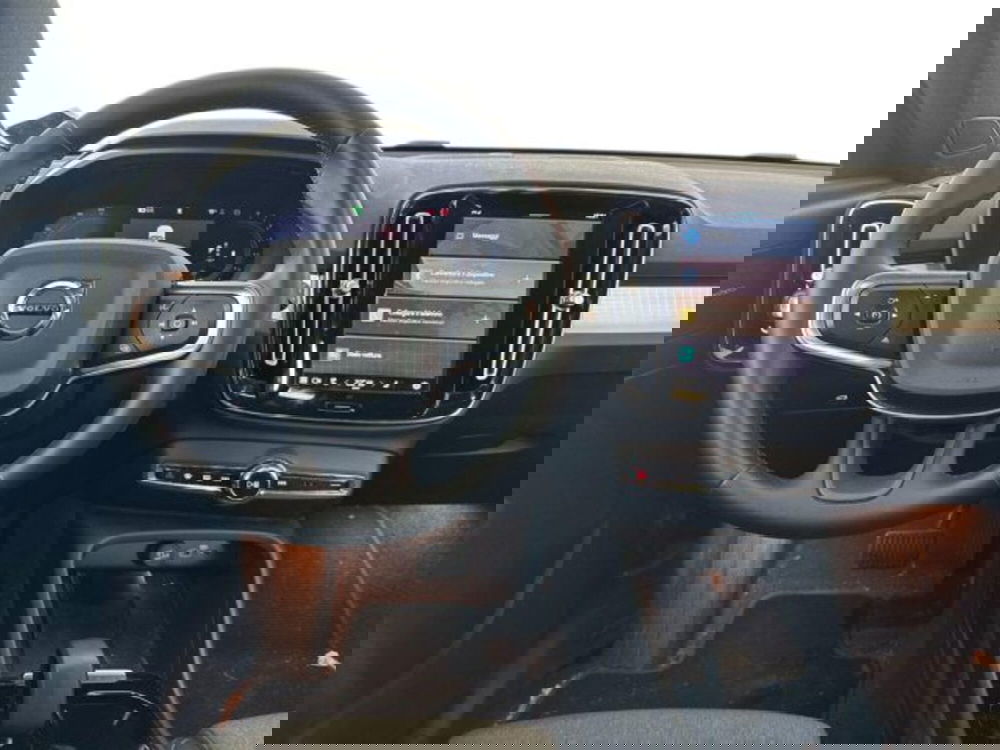 Volvo XC40 usata a Bologna (10)