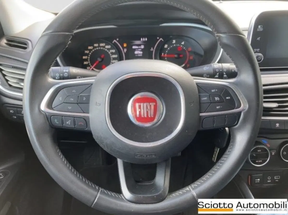 Fiat Tipo usata a Messina (10)