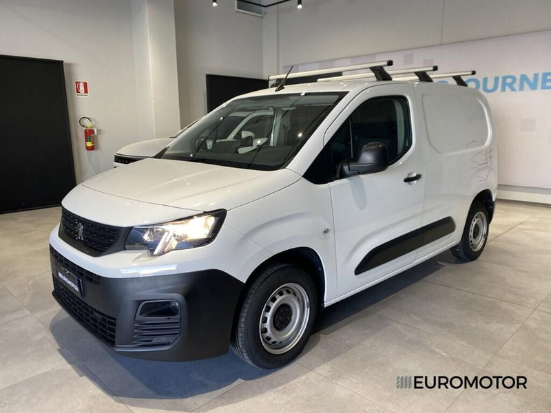 Peugeot Partner Furgone usata a Bari