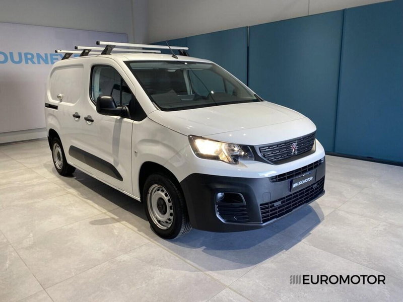 Peugeot Partner Furgone usata a Bari (3)