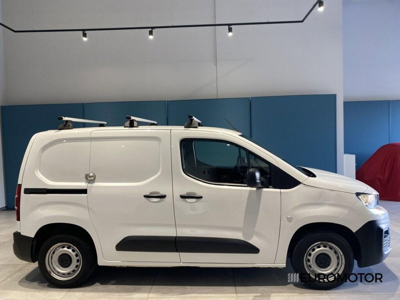 Peugeot Partner Furgone usata a Bari (4)