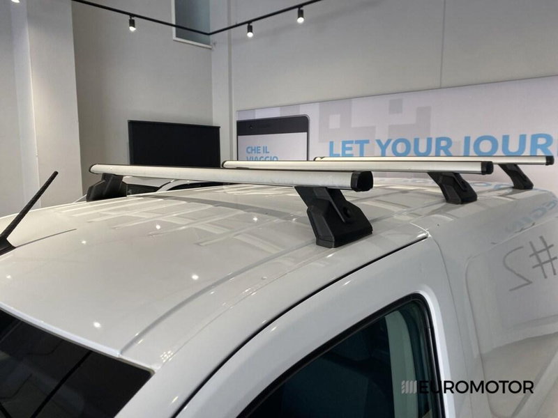 Peugeot Partner Furgone usata a Bari (9)