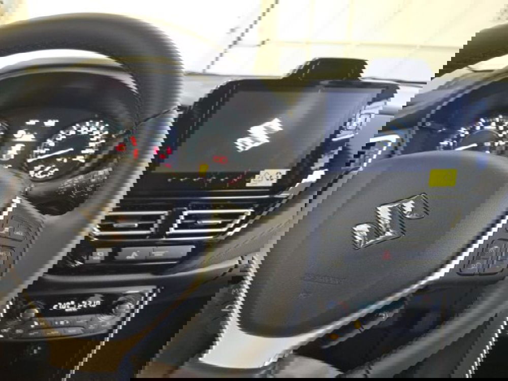 Suzuki S-Cross nuova a Reggio Emilia (9)