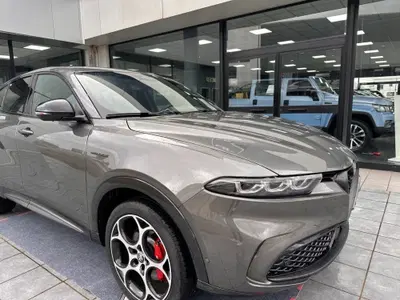 Alfa Romeo Tonale 1.3 phev Veloce Q4 280cv at6 del 2023 usata a Ceccano