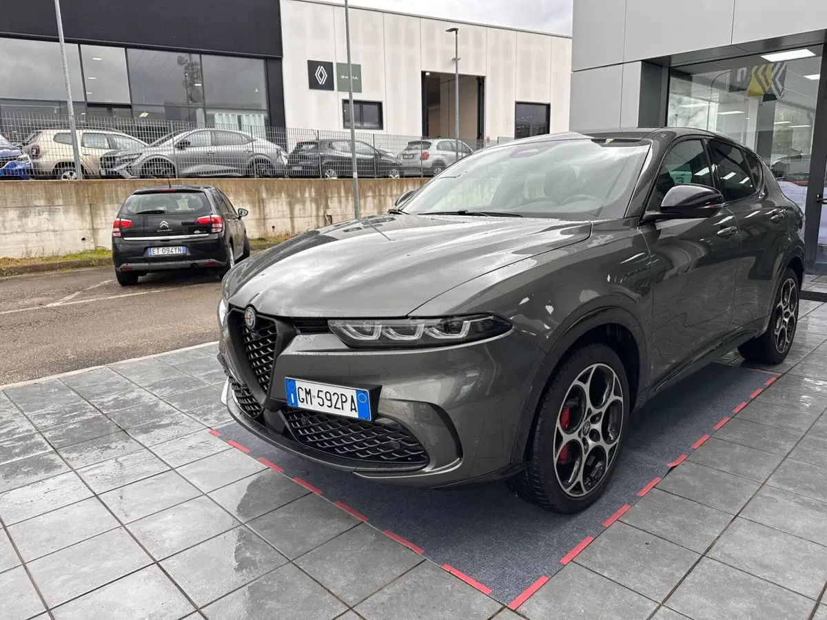 Alfa Romeo Tonale usata a Frosinone (18)