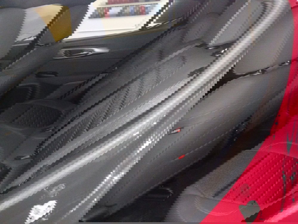 Alfa Romeo Tonale usata a Lecce (12)