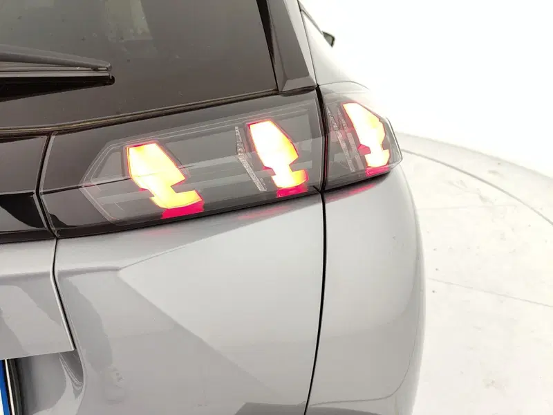 Peugeot 2008 usata a Teramo (9)