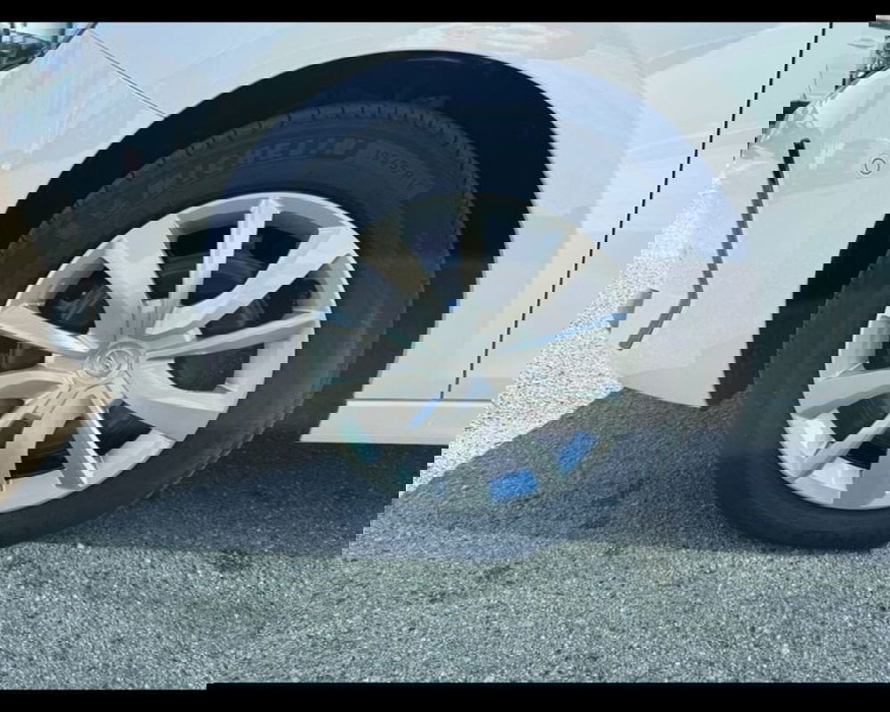 Opel Corsa nuova a Treviso (9)