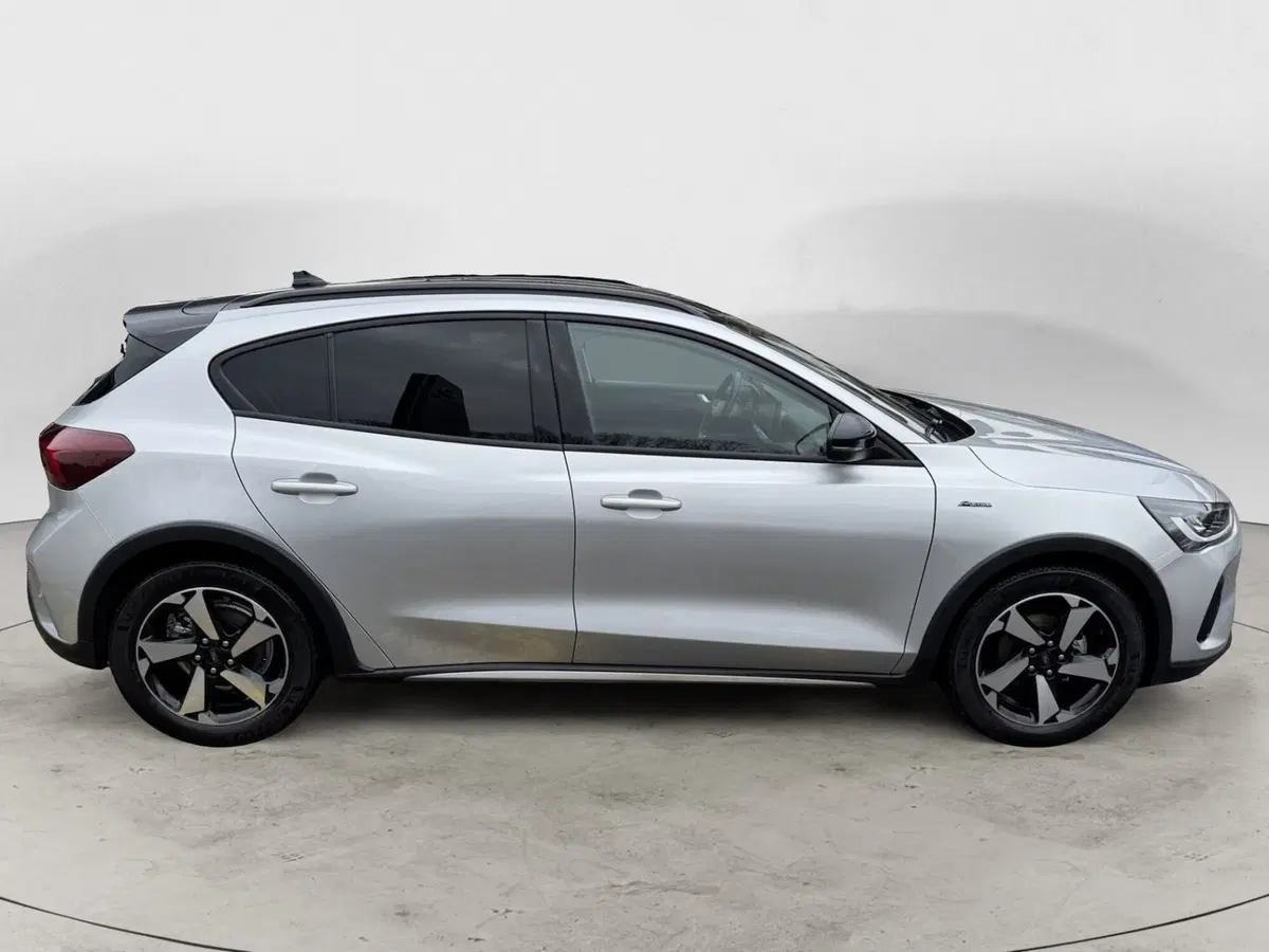 Ford Focus usata a Como (13)
