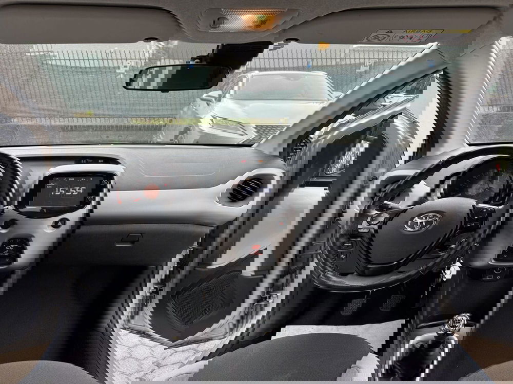 Toyota Aygo usata a Como (8)