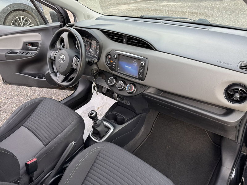 Toyota Yaris usata a Como (6)