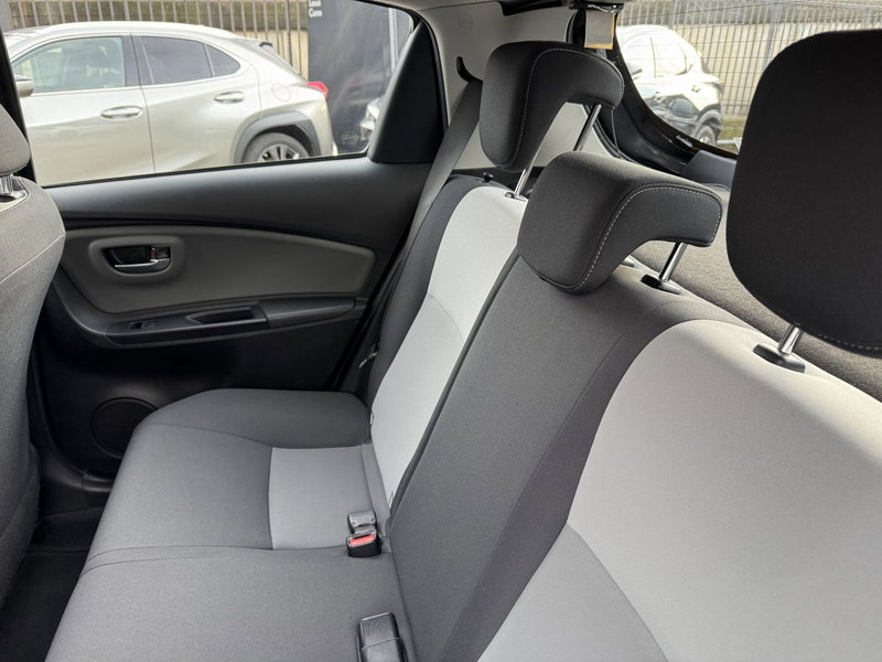 Toyota Yaris usata a Como (7)