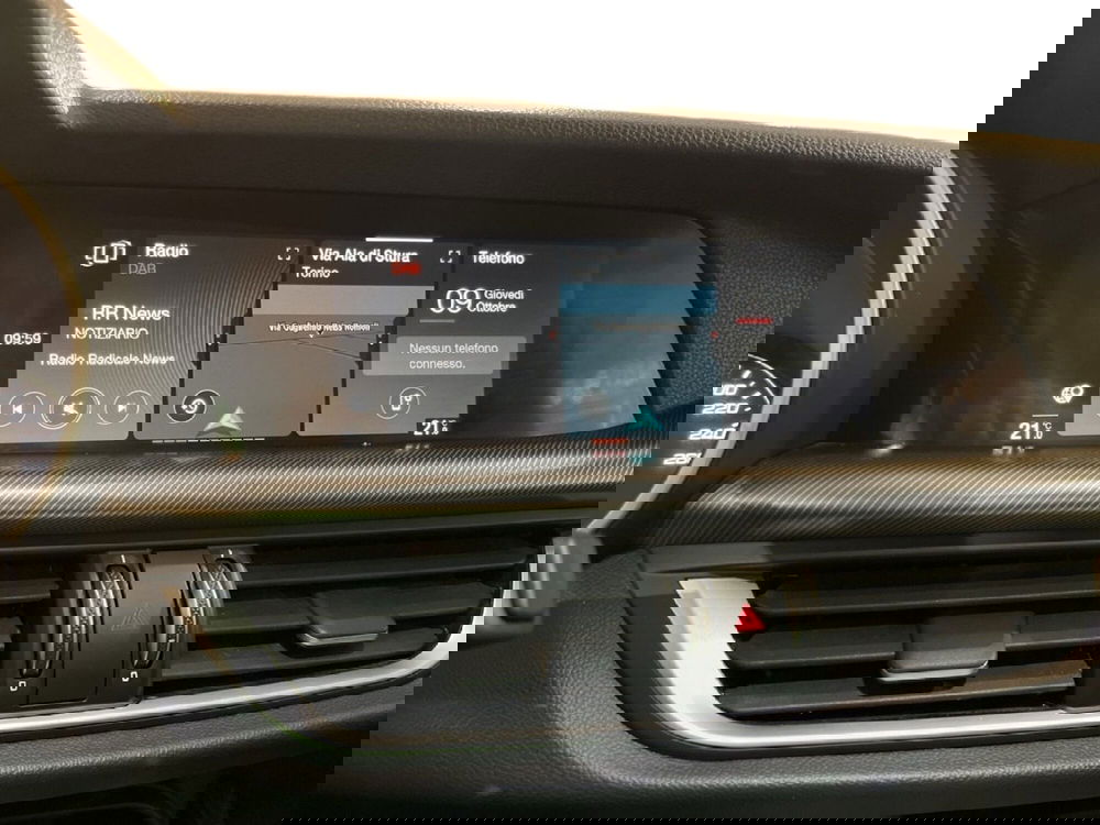 Alfa Romeo Stelvio usata a Torino (13)