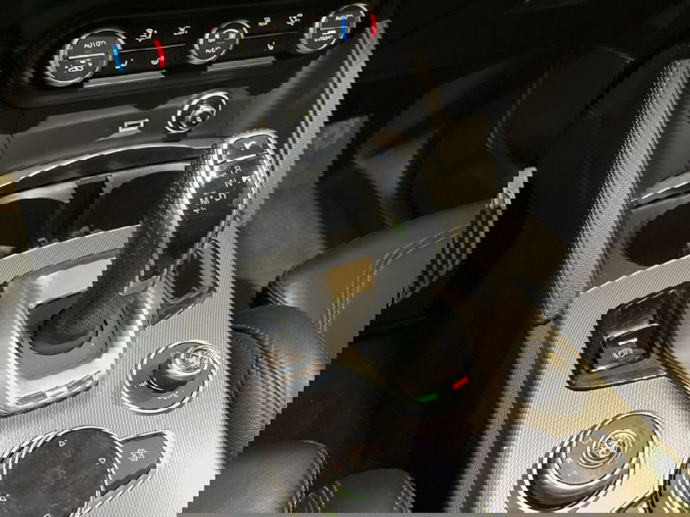 Alfa Romeo Stelvio usata a Torino (14)