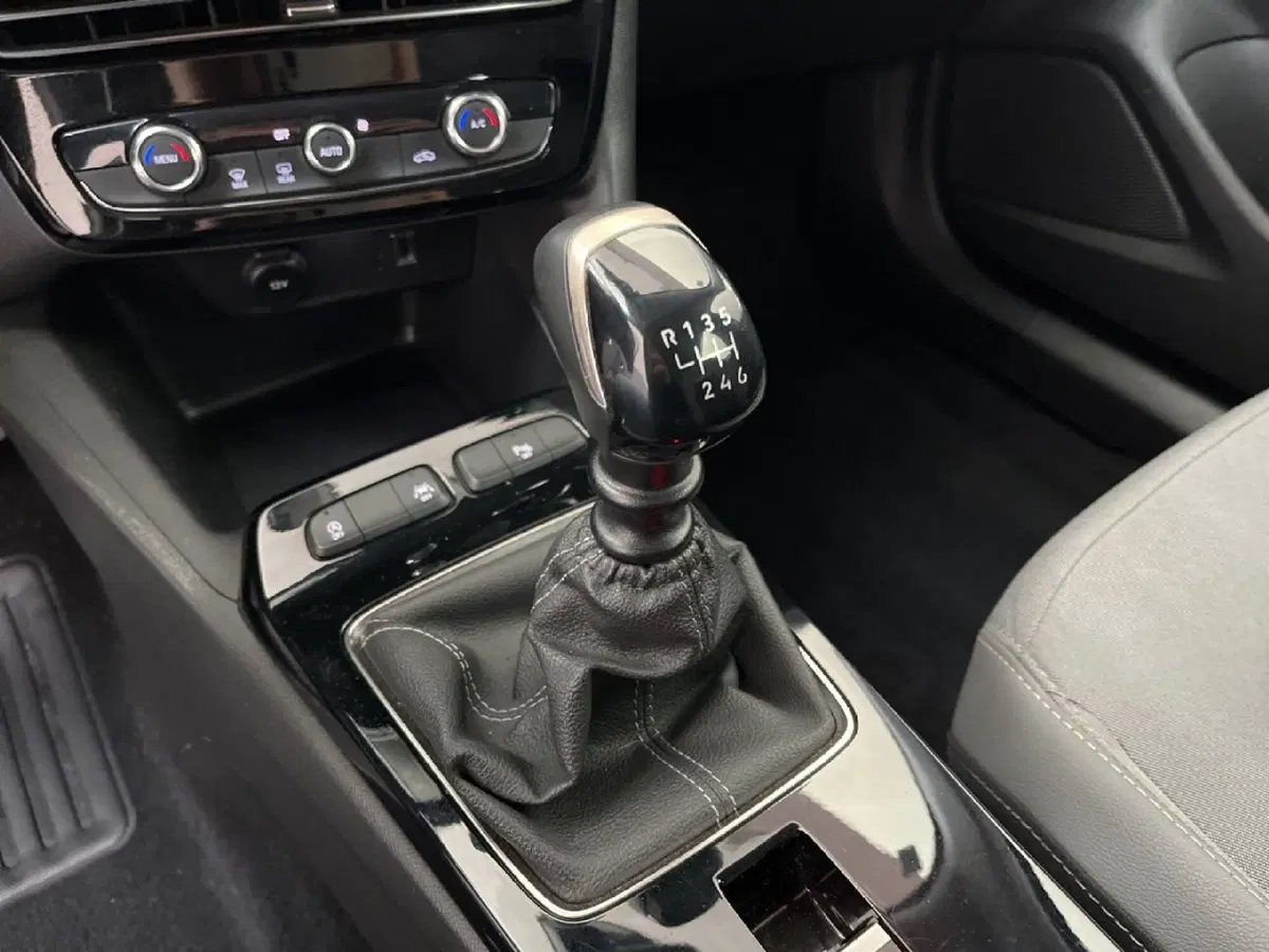 Opel Mokka usata a Torino (13)