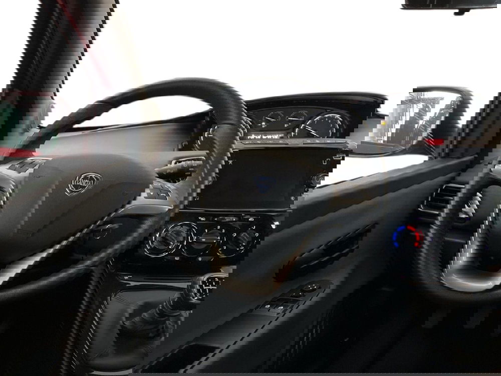 Lancia Ypsilon usata a Torino (11)