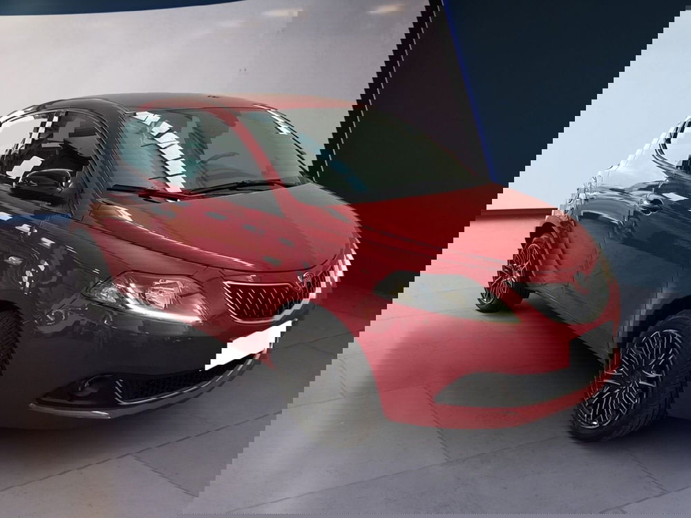 Lancia Ypsilon usata a Torino (2)