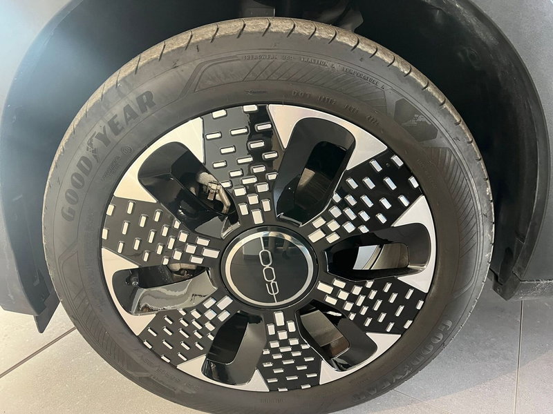 Fiat 600 usata a Milano (6)