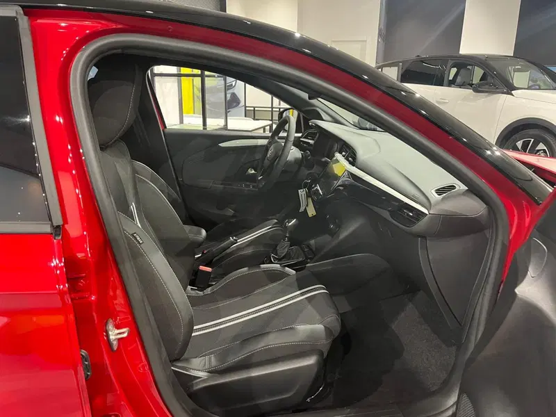 Opel Corsa nuova a Milano (13)