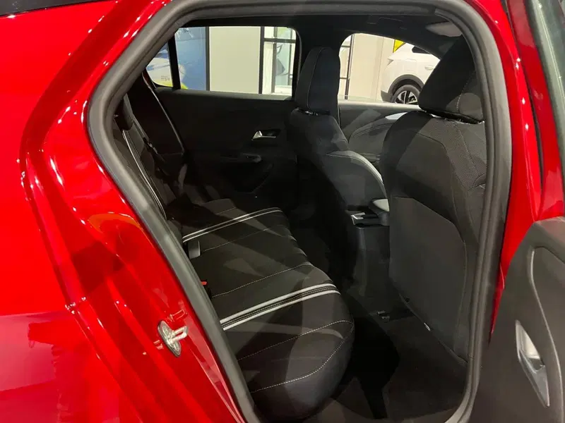 Opel Corsa nuova a Milano (15)