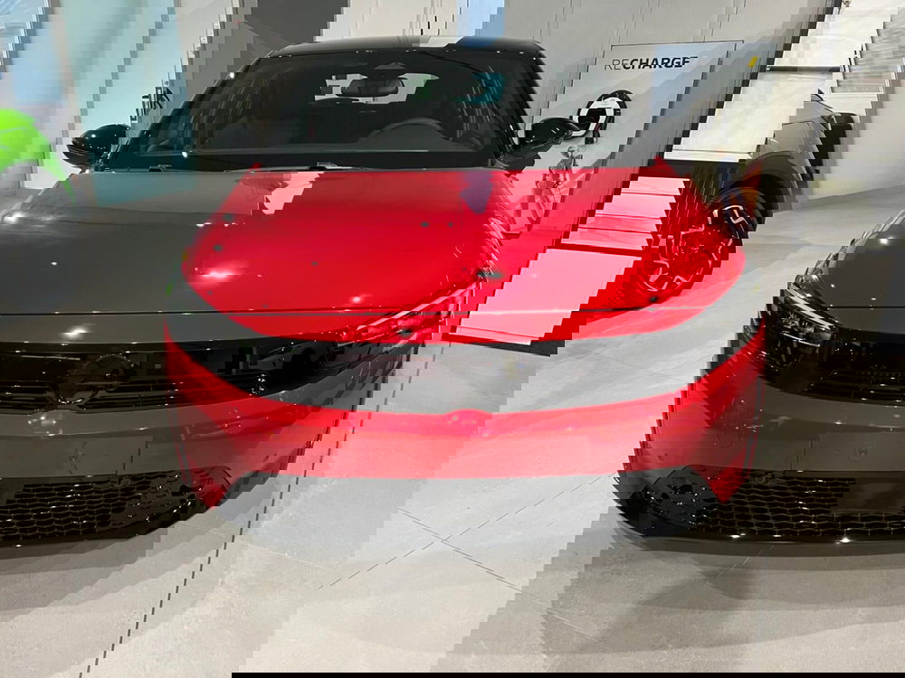 Opel Corsa nuova a Milano (2)