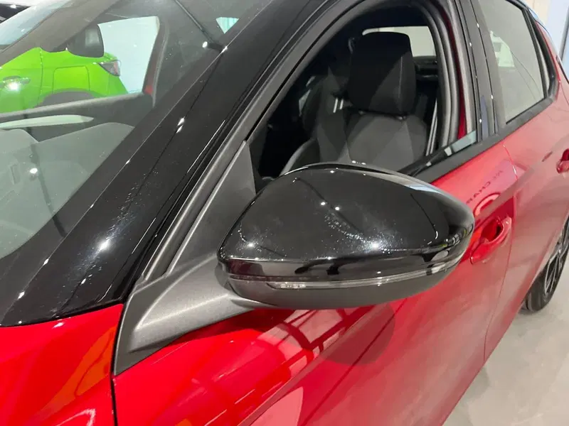 Opel Corsa nuova a Milano (4)