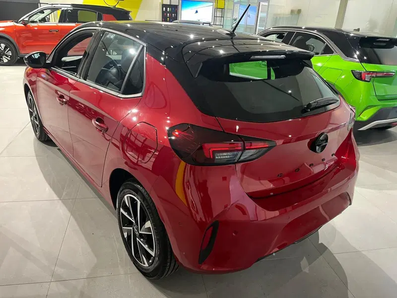 Opel Corsa nuova a Milano (6)