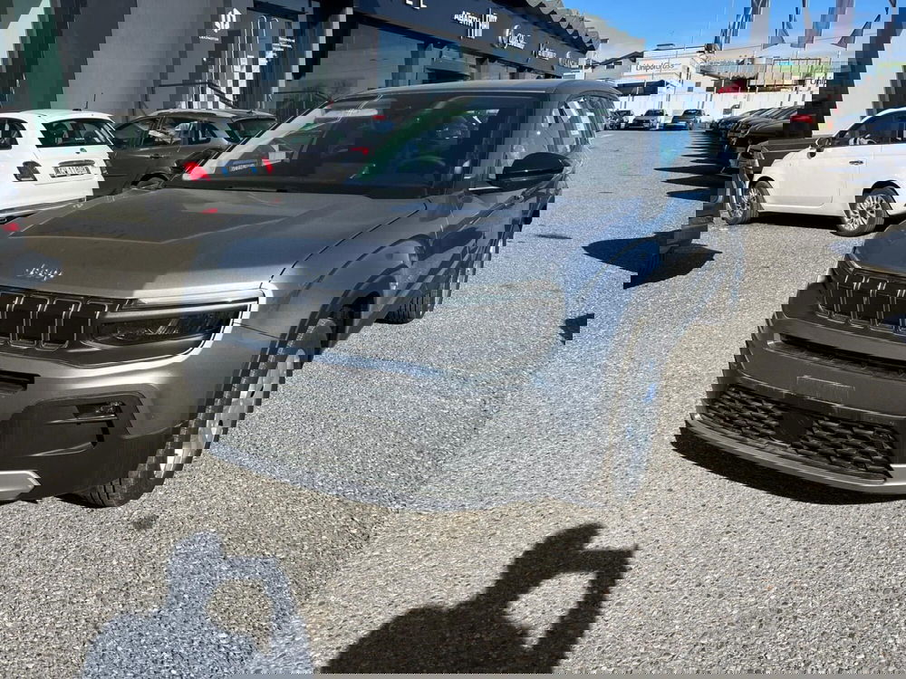 Jeep Avenger nuova a Milano