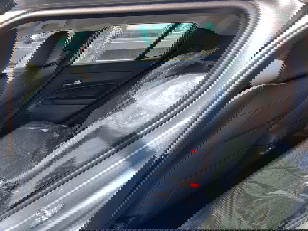 Jeep Avenger nuova a Milano (15)