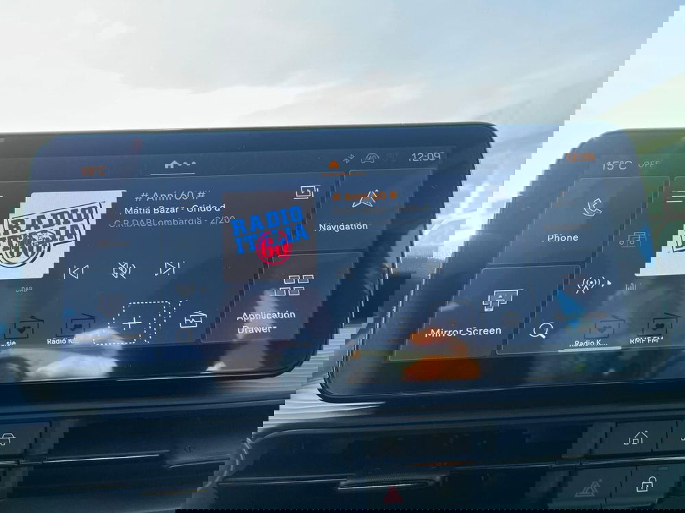 Jeep Avenger nuova a Milano (18)