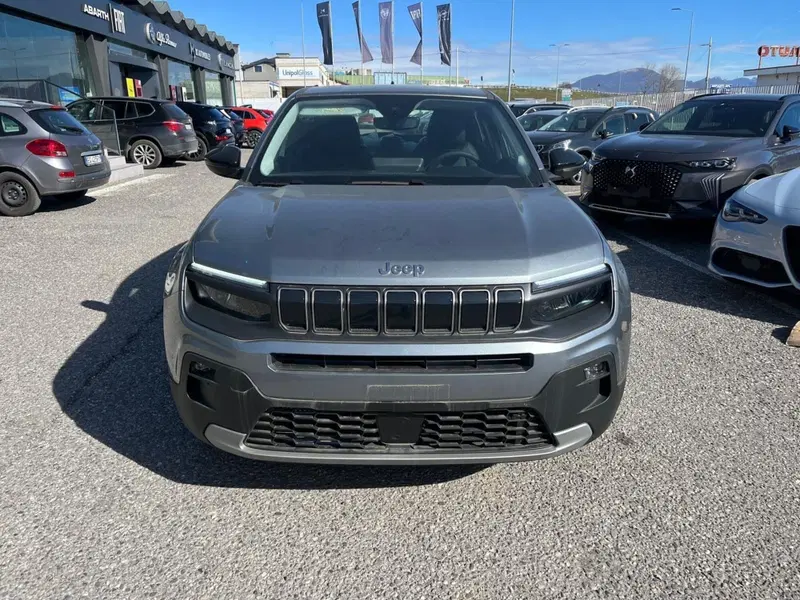 Jeep Avenger nuova a Milano (2)