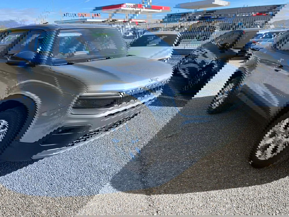 Jeep Avenger nuova a Milano (3)