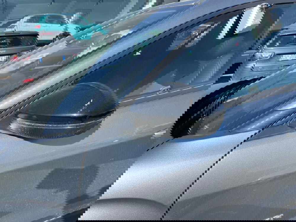 Jeep Avenger nuova a Milano (4)