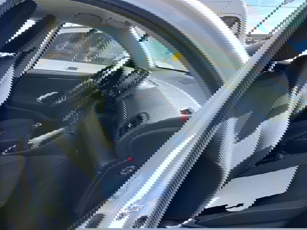 Toyota Yaris usata a Milano (14)