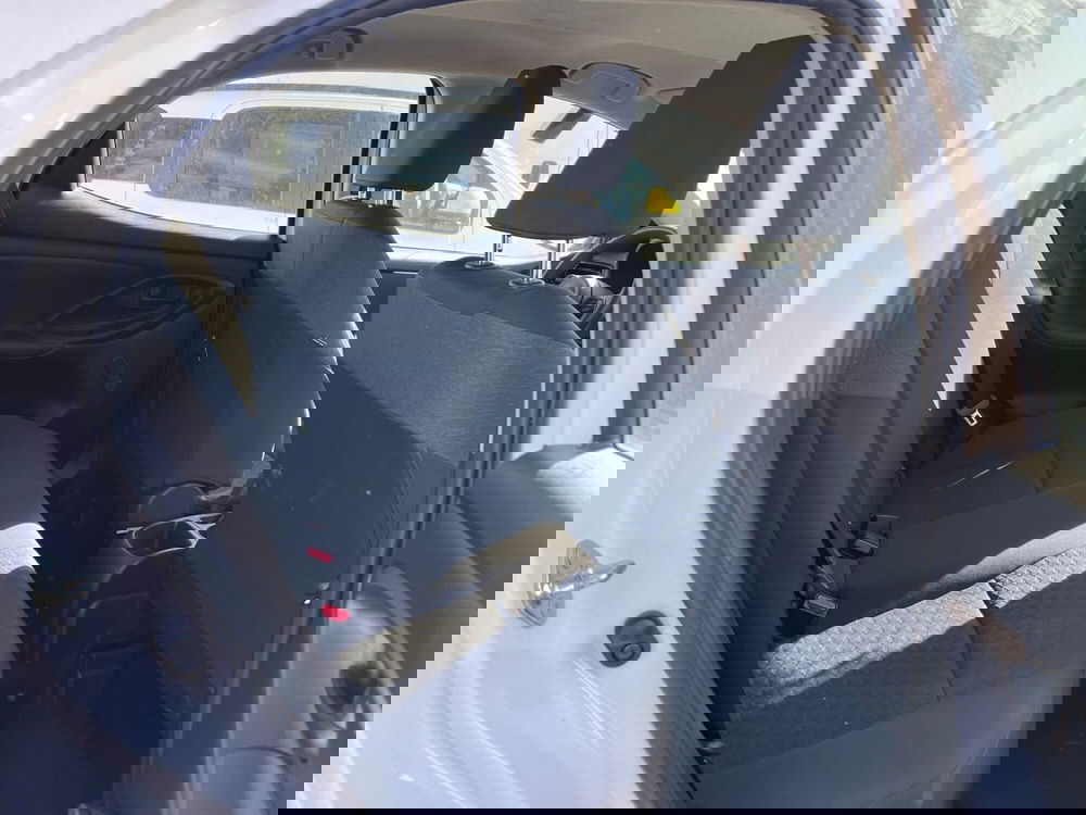 Toyota Yaris usata a Milano (15)