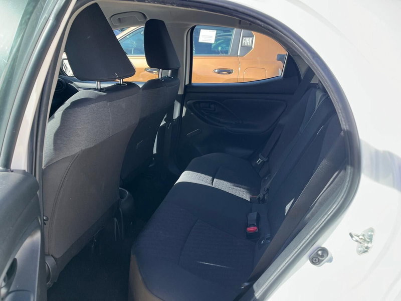 Toyota Yaris usata a Milano (16)