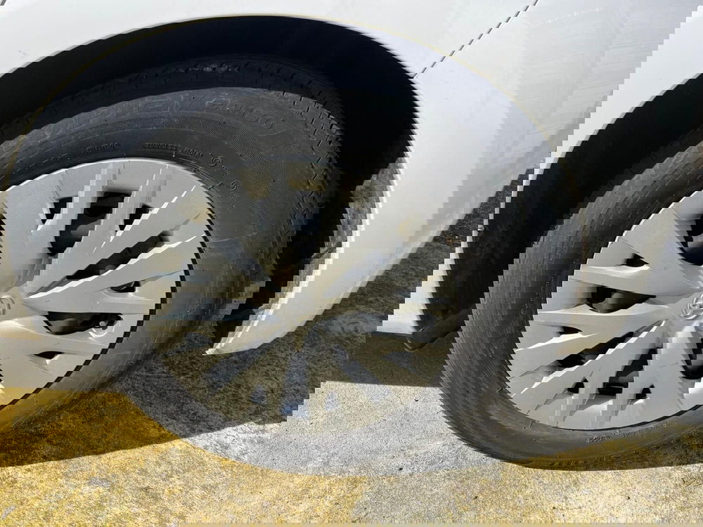 Toyota Yaris usata a Milano (7)