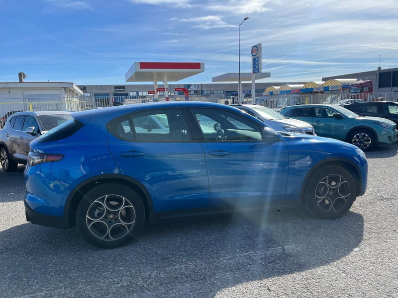 Alfa Romeo Stelvio usata a Milano (5)